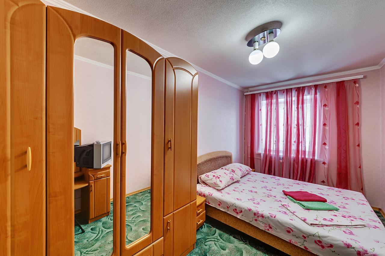 Apartment - Sobornyi Prospekt 97 Zaporizhia エクステリア 写真